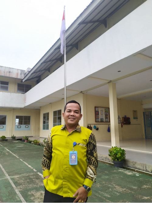 Hendri Gotma Edison Sibarani, S.Pd