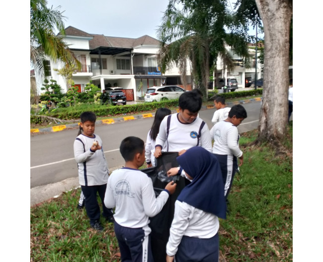 Gotong Royong Sekolah