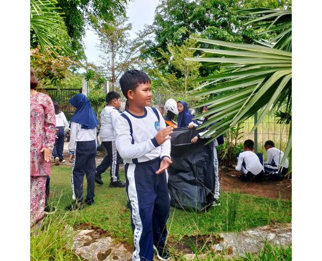 Gotong Royong Sekolah